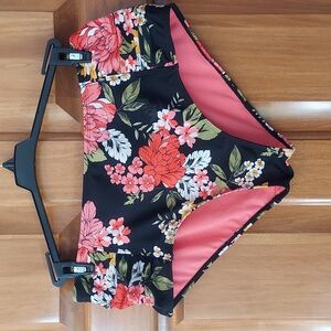 - a.n.a. A New Approach Floral High Waisted Bikini Bottoms, Size XL, Like New